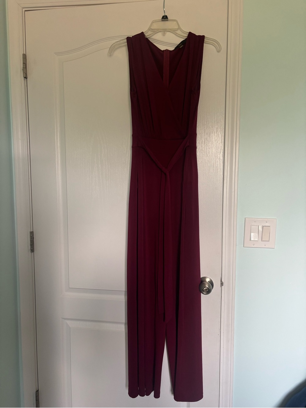 Sleeveless V-Neck Wine Red Wide-Leg Jumpsuit with Self-Tie Waist